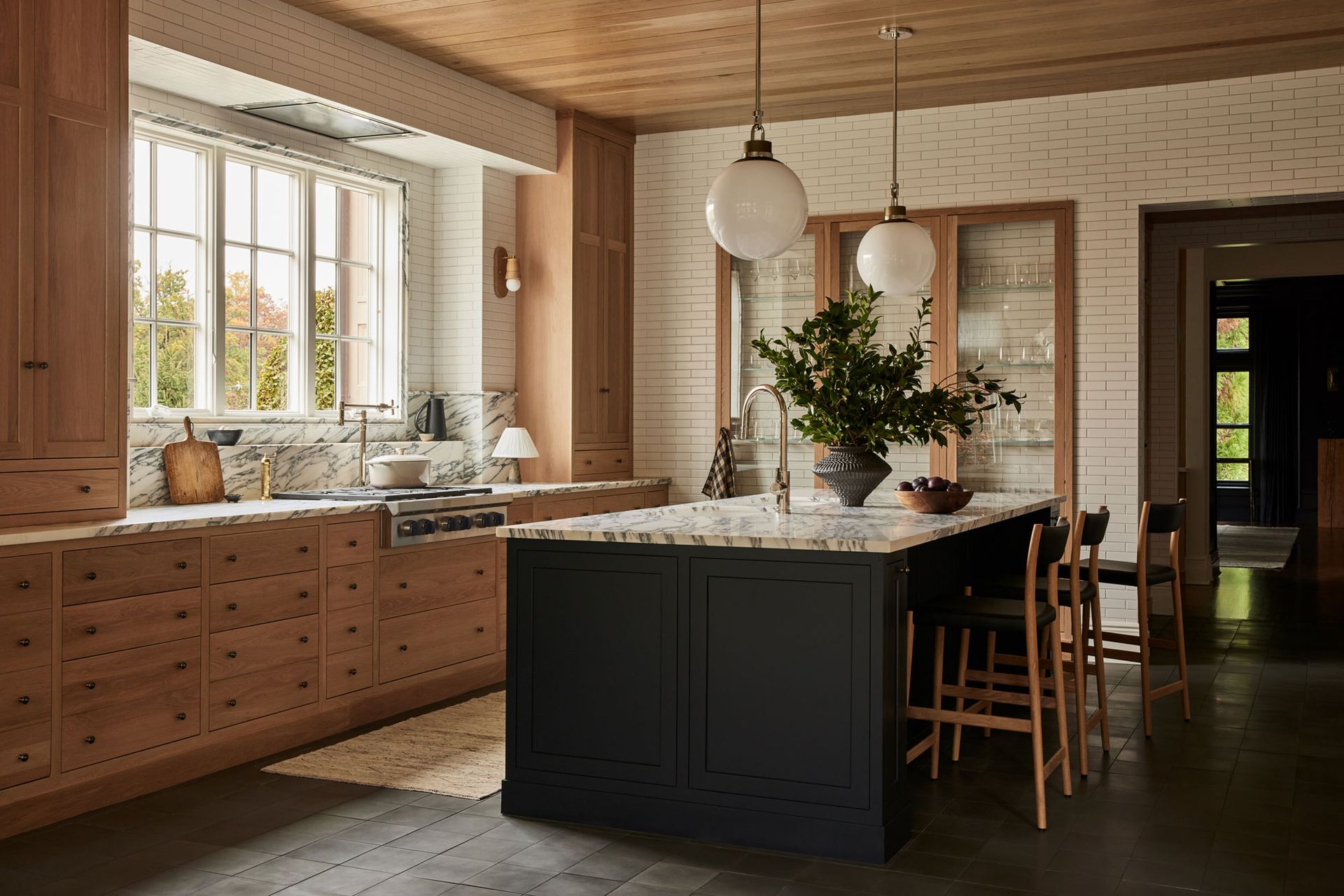 10 Glass Kitchen Cabinet Ideas to Make a Space Feel Bigger | Livingetc