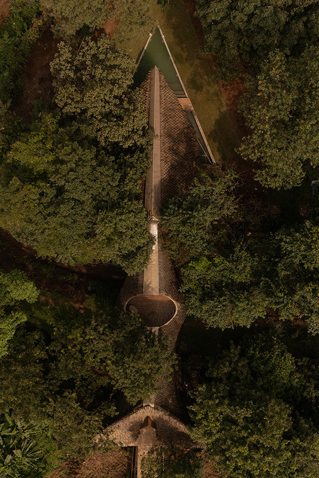 Bridge House by Wallmakers