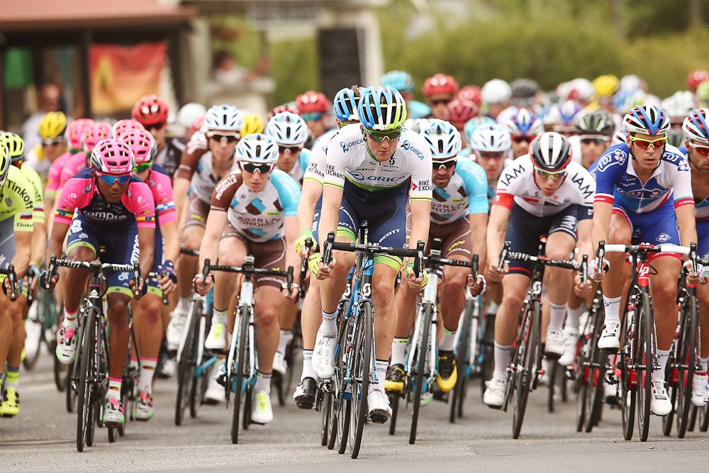 Riders make their way through the town of Lyndoch during stage 1 of the 2016 Tour Down Under