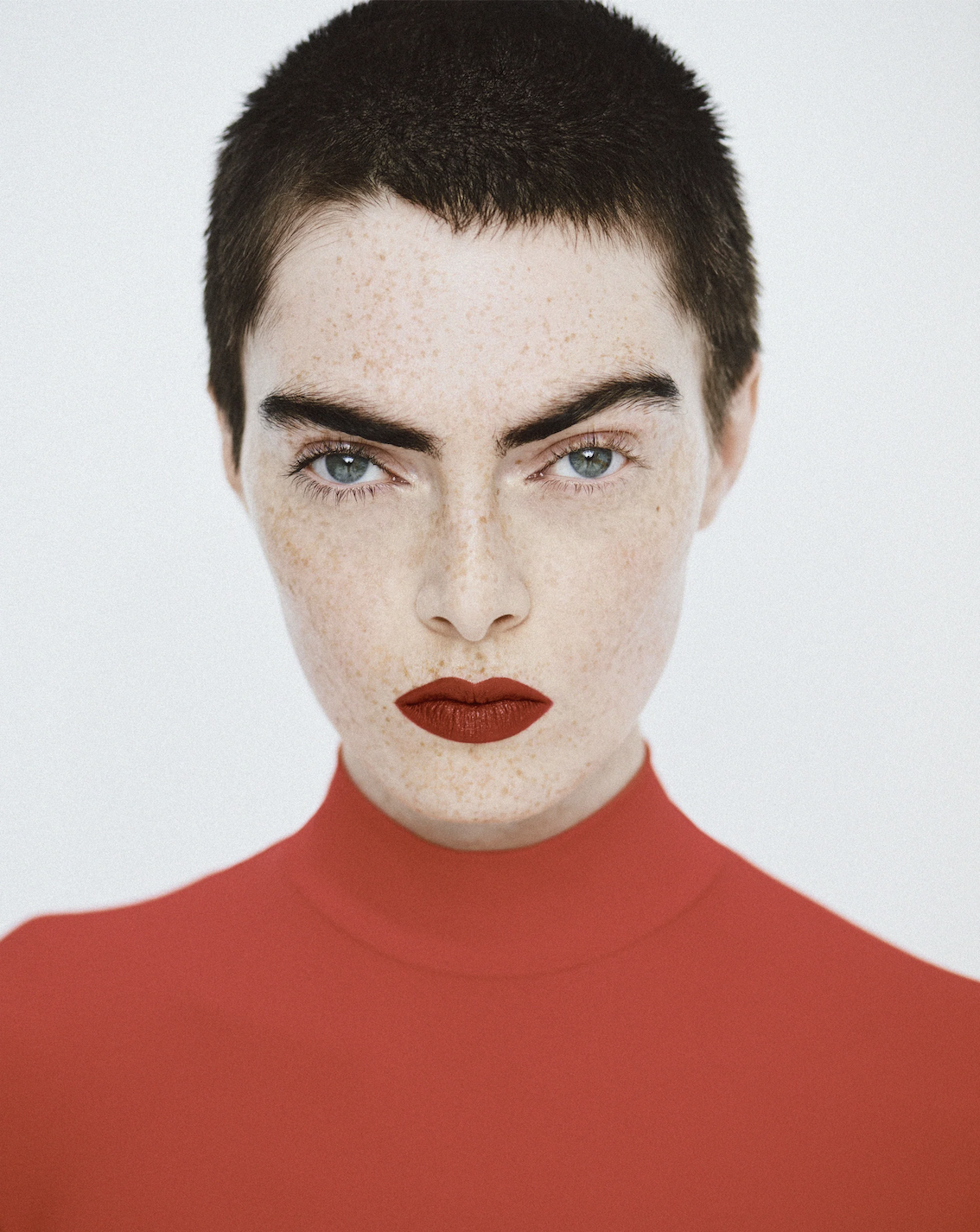 Woman wearing Ommage lipstick