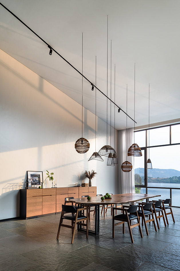 House by the Lake by Kaviar Colaborative