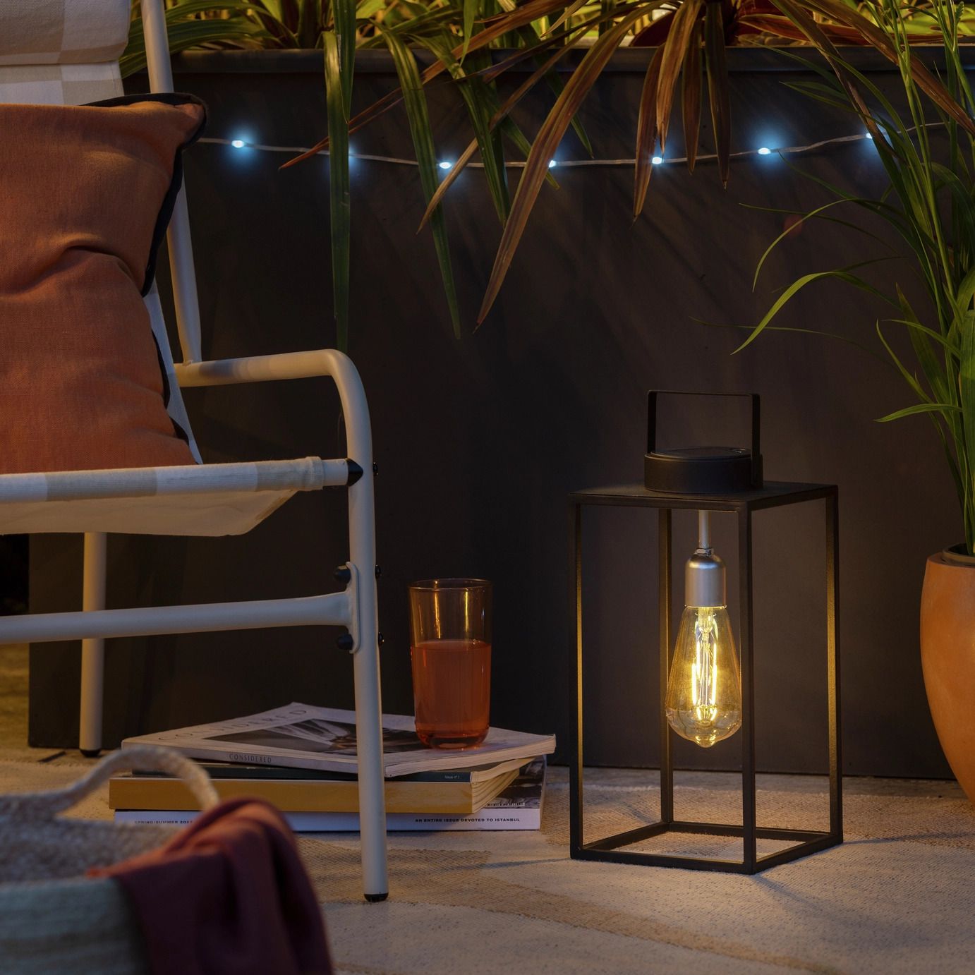 Habitat solar lantern light