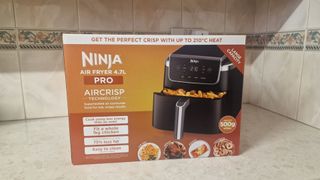Ninja Air Fryer Pro 4-in-1 box