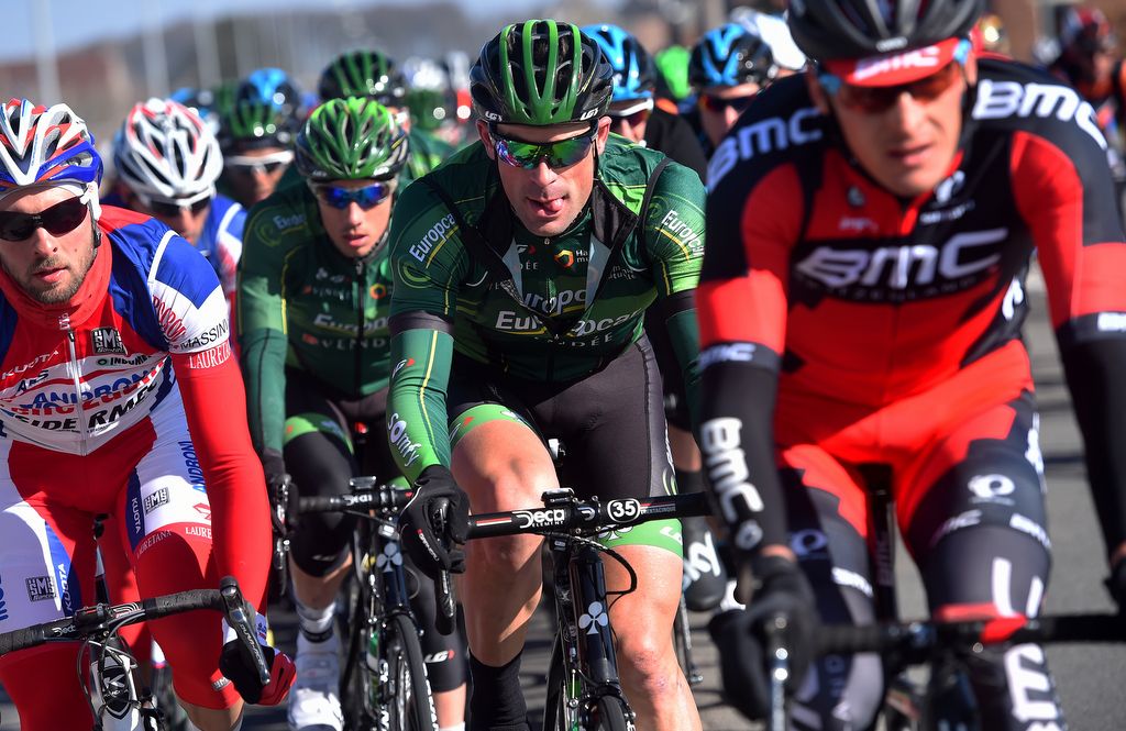 Jimmy Engoulvent (Europcar) exercises his tongue