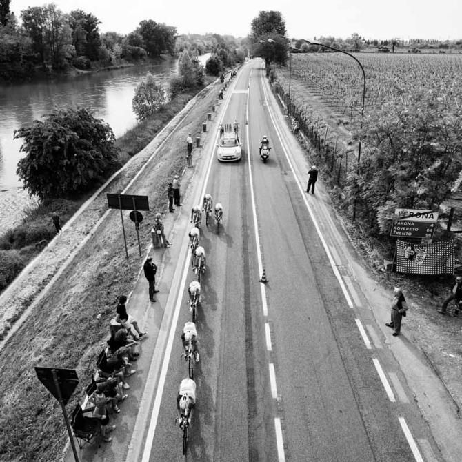 Liquigas heads back into Verona during the team time trial in the Giro's fourth stage