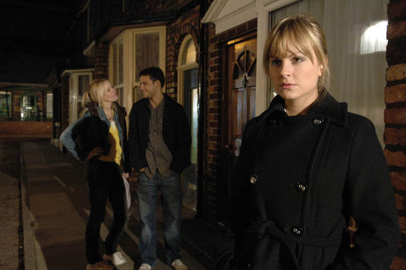 David fuels Sarah's jealousy