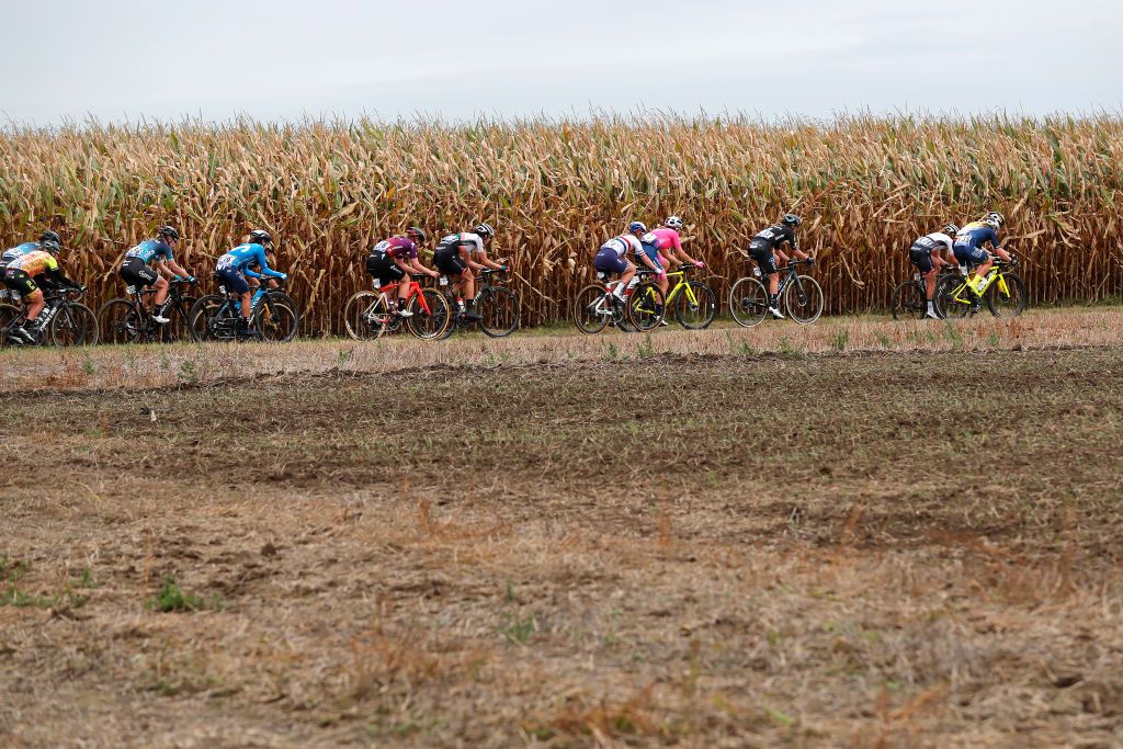 ROUBAIX FRANCE OCTOBER 02 A general view of the peloton competes through Warlaing Brillon cobblestones sector during the 1st ParisRoubaix 2021 Womens Elite a 1164km race from Denain to Roubaix ParisRoubaixFemmes ParisRoubaix on October 02 2021 in Roubaix France Photo by Bas CzerwinskiGetty Images