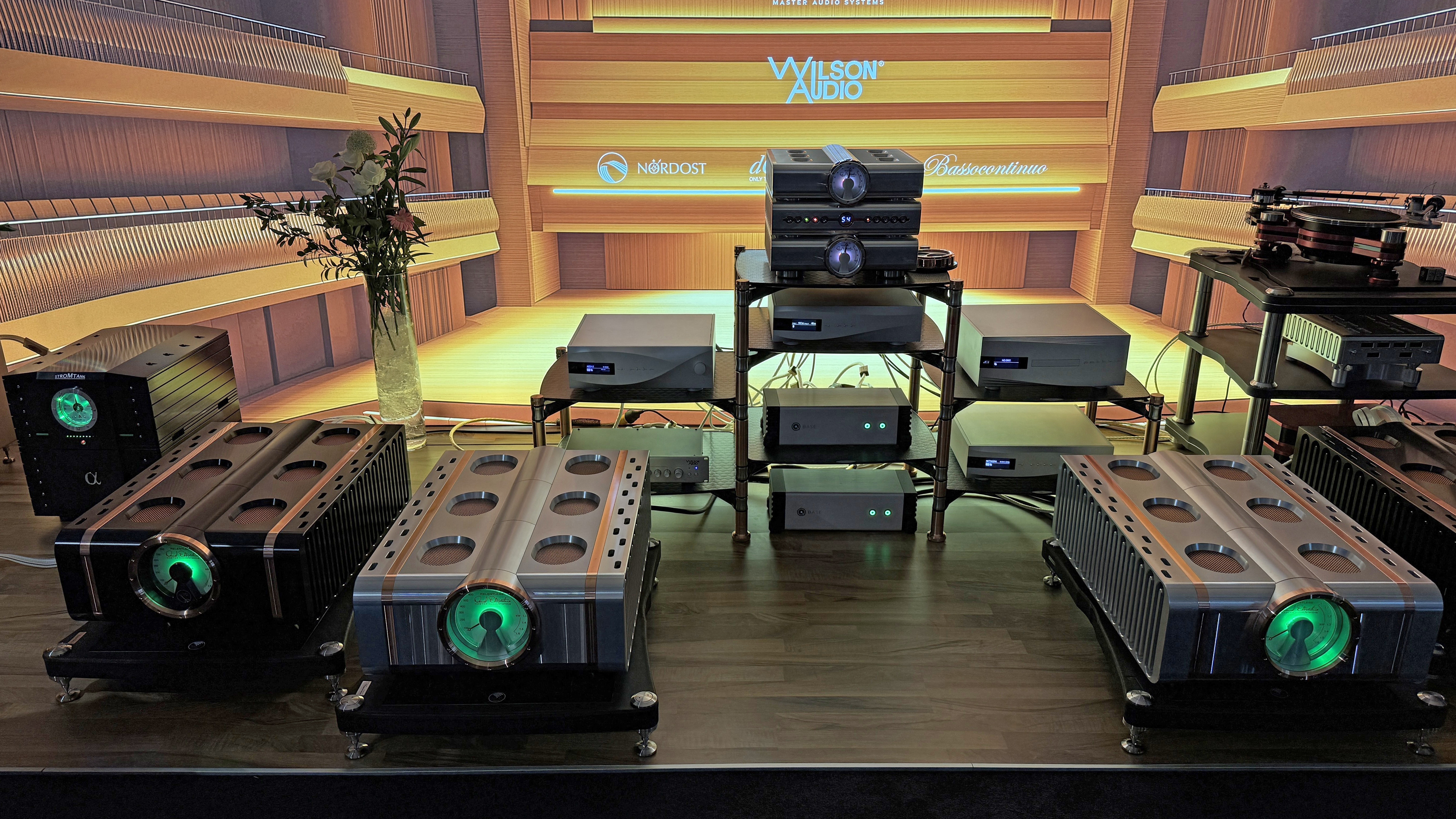 An assortment of very large amps and other hi-fi equipment, including a turntable