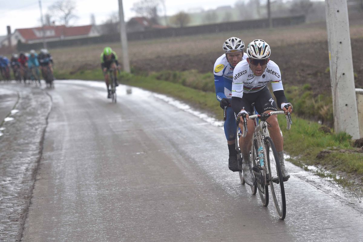 Michal Kwiatkowski (Etixx-Quickstep) attacks