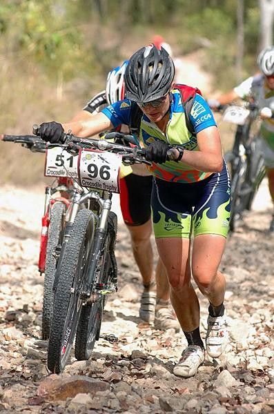 Joanne Bennett (Merida - Flight Centre 2) with Karen Steurs (Team Ride for Stars)