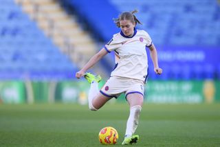 Sjoeke Nusken of Chelsea in action during the Barclays Women's Super League match between Leicester City and Chelsea at The King Power Stadium on December 14, 2024 in Leicester, England.