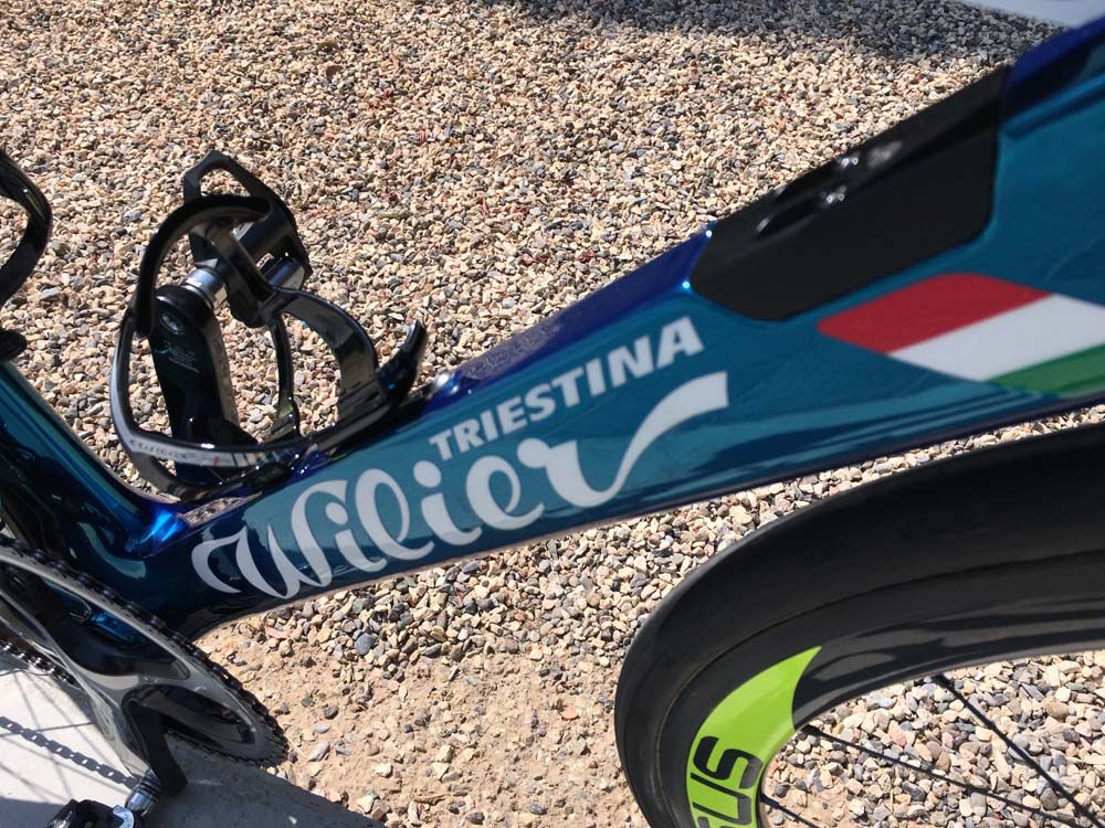 The down tubes of Pozzato Wilier Triestina Cento10 Air