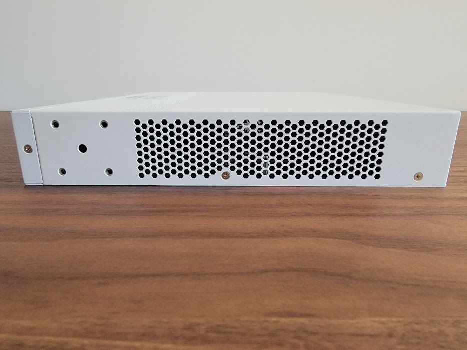 Cisco CBS350-8MGP-2X 2