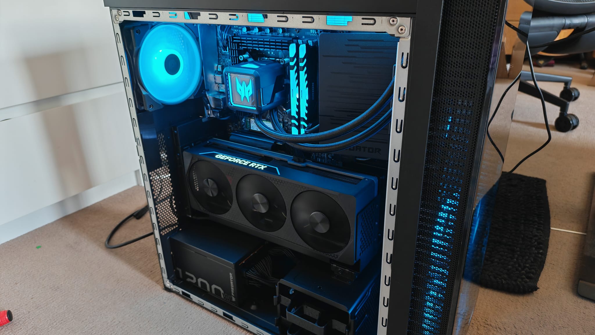 The inside of the Acer Predator Orion 7000 (2025)