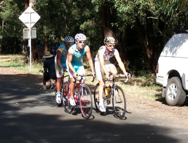 Allan and Scott Davis sport their new Astana kit whilst training with Leigh Howard (HTC-Columbia)