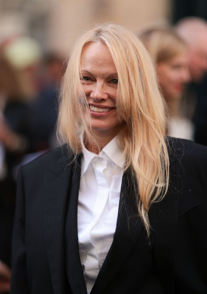 Pamela Anderson makeup free