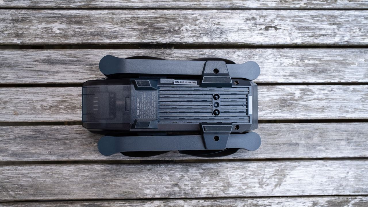 Holy Stone HS720G Drone_Underside view, folded up