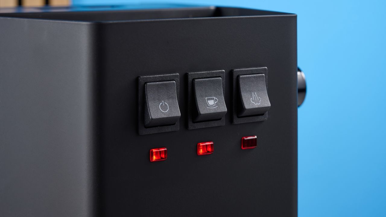 The Gaggia Classic E24 Evo Pro front buttons