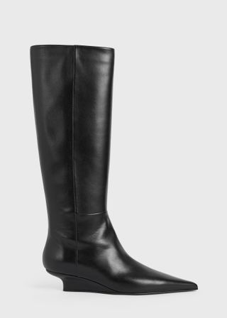 Sharp Leather Knee-High Boots Black