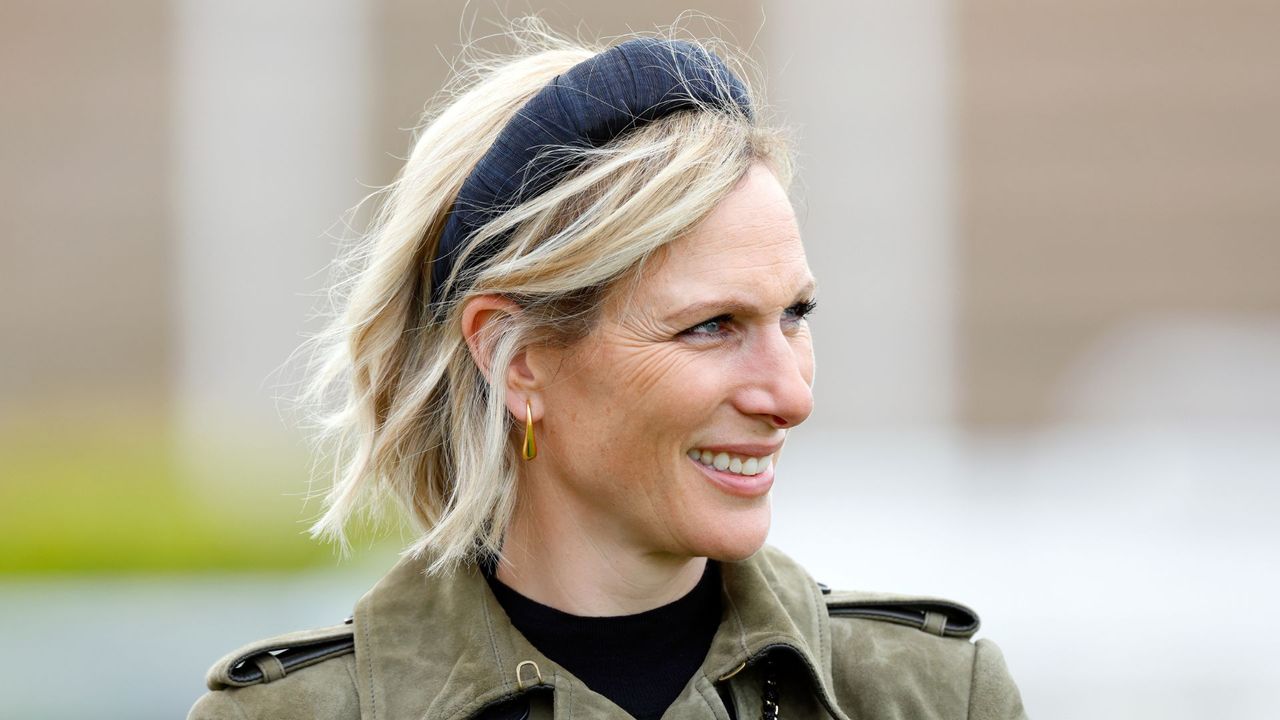 Zara Tindall headshot at cheltenham races