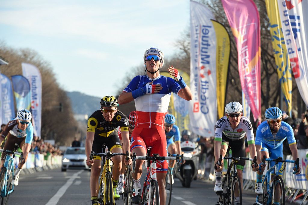 Arthur Vichot (FDJ) celebrates his victory