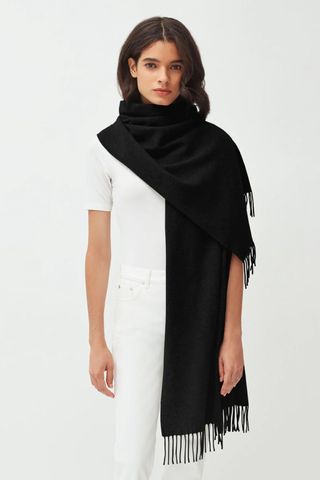 Cuyana Recycled Cashmere Scarf