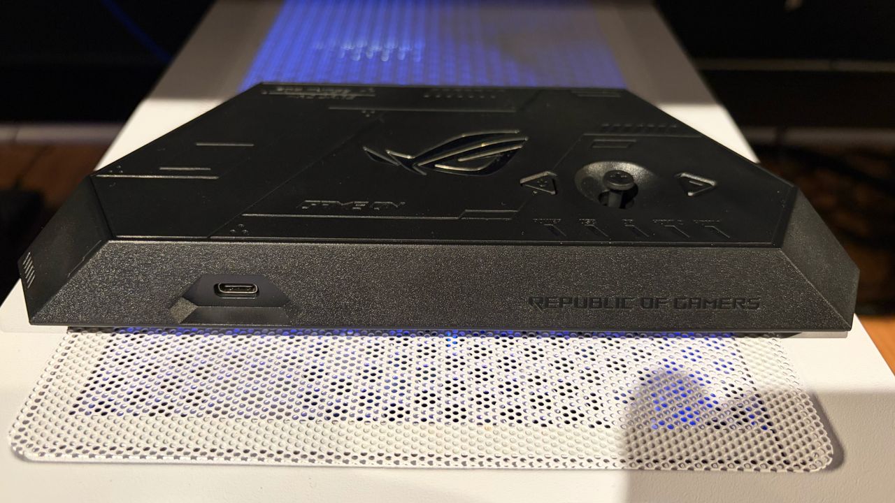 Asus ROG XREAL R1
