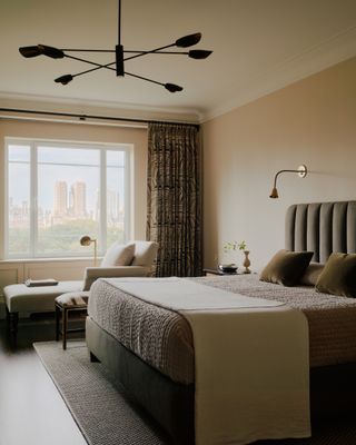 A calm bedroom with views over Central Park