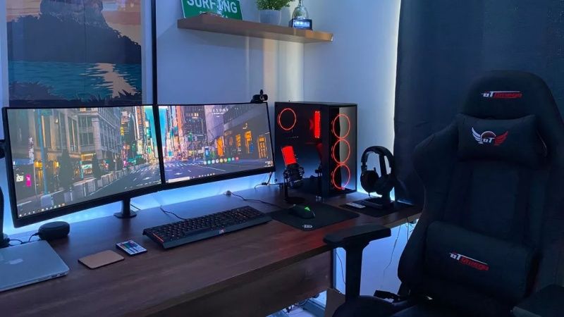 11 Cool Gaming Desks for Professional Gamers [2024]