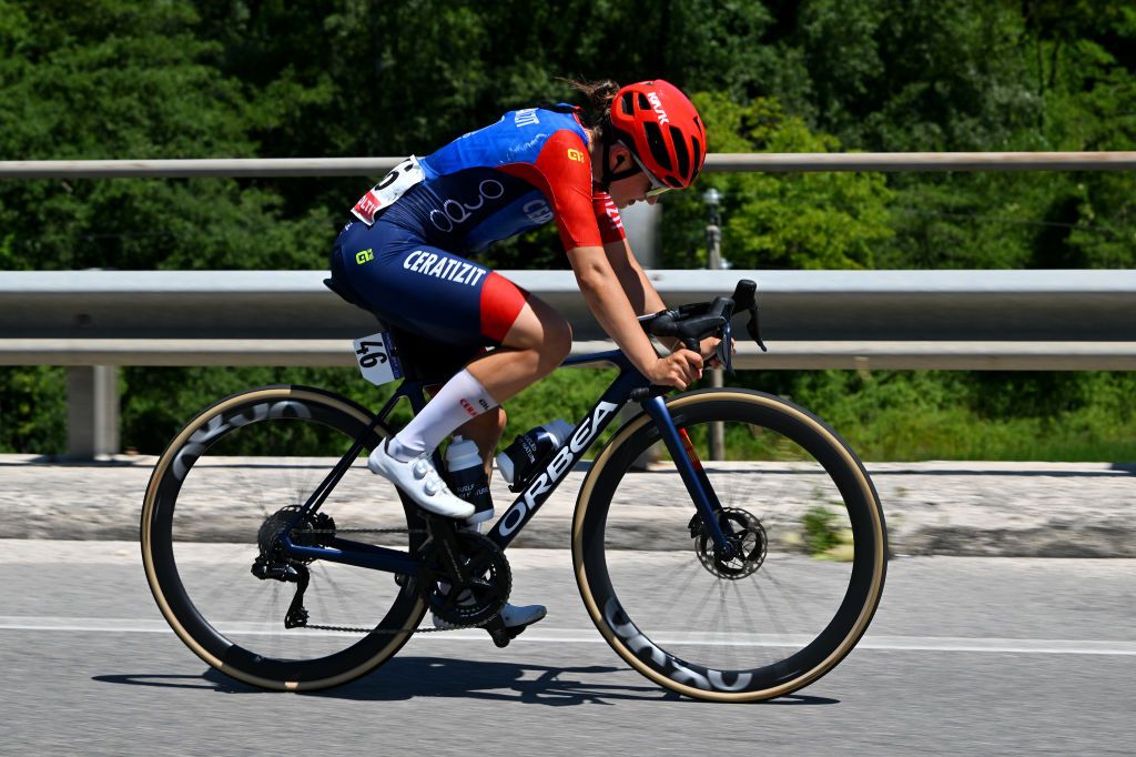 FOLIGNO ITALY JULY 11 Marta Jaskulska of Poland and CERATIZITWNT Pro Cycling Team competes in the breakaway during the 35th Giro dItalia Women 2024 Stage 5 a 108km stage from Frontone to Foligno UCIWWT on July 11 2024 in Foligno Italy Photo by Luc ClaessenGetty Images