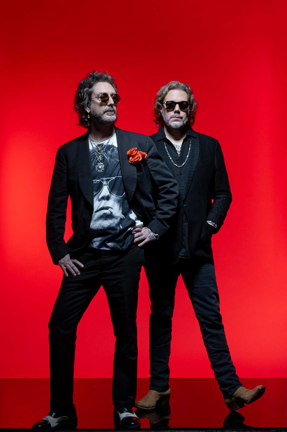 The Black Crowes, studio portrait