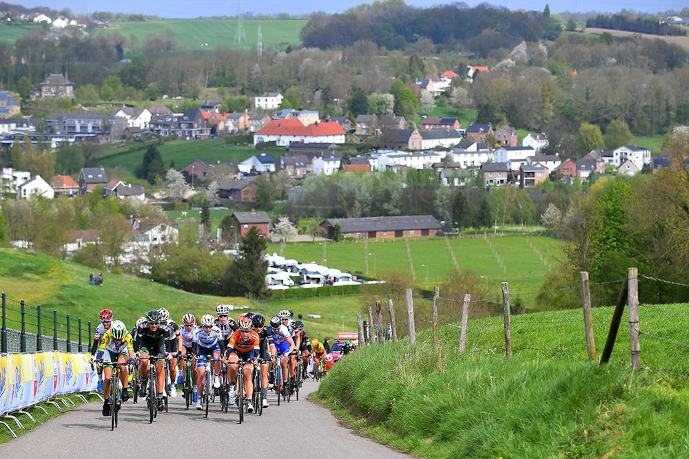 Scenery along the route of the 2017 women's Amstel Gold Race