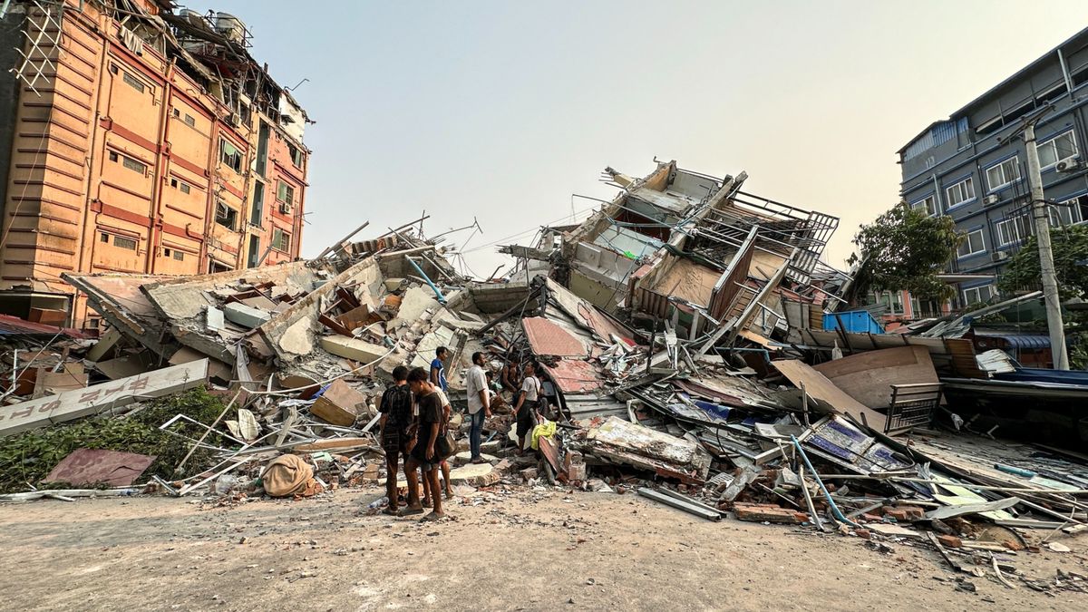 How will the Myanmar earthquake affect the nation's military junta?