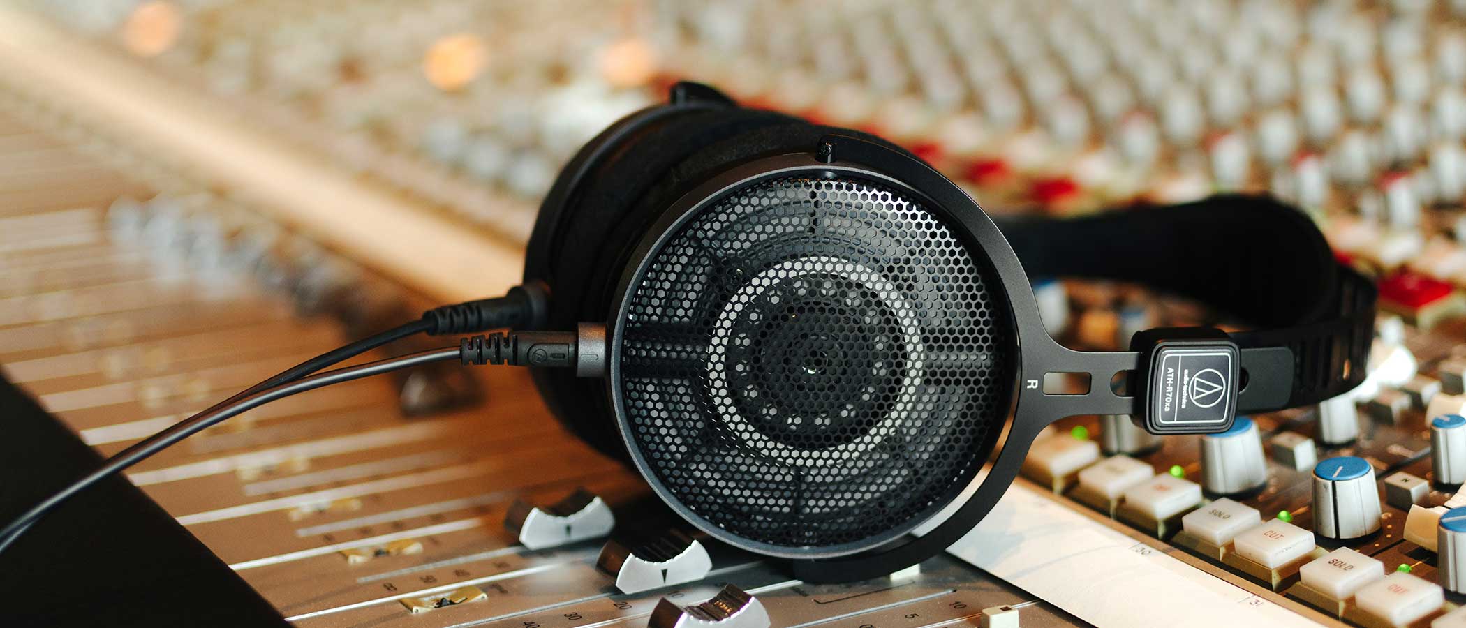 Audio-Technica ATH-R70xa