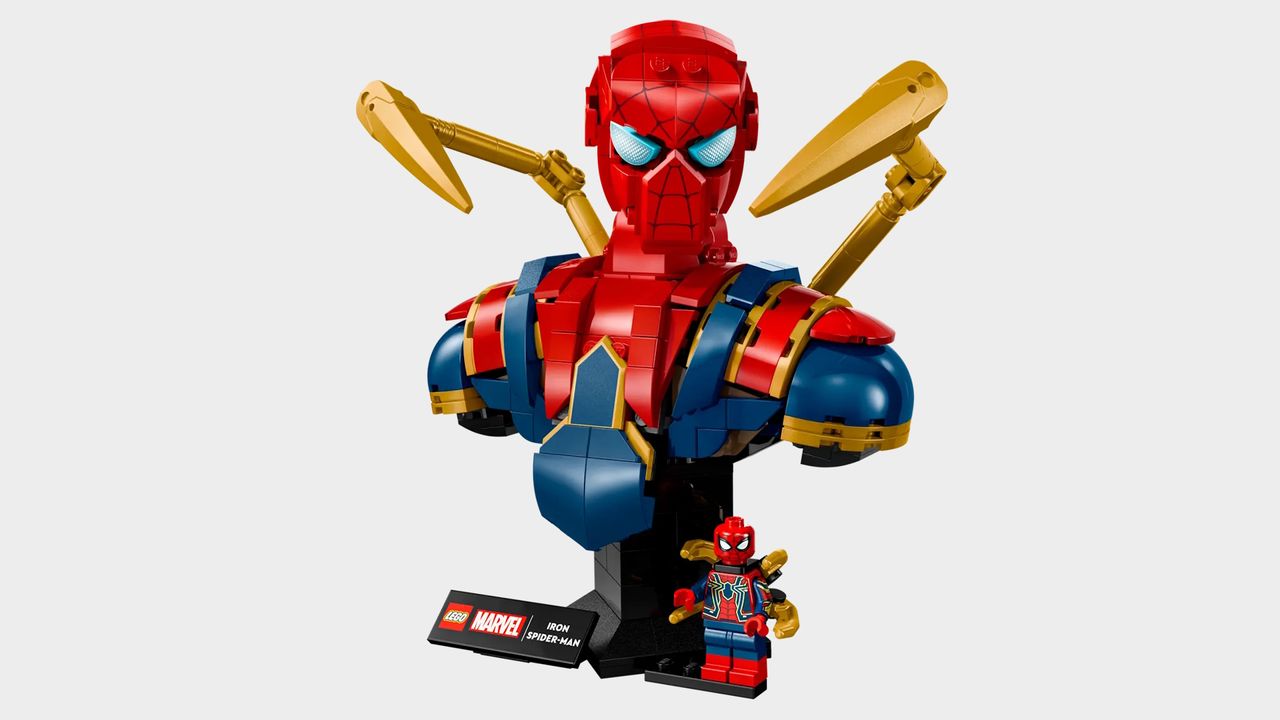 Lego Marvel Iron Spider-Man Bust on white