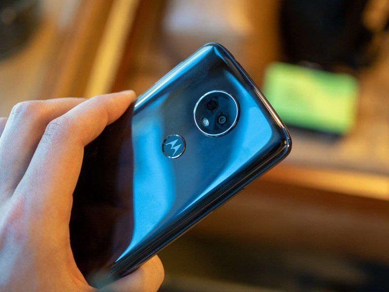 Moto E5 Plus