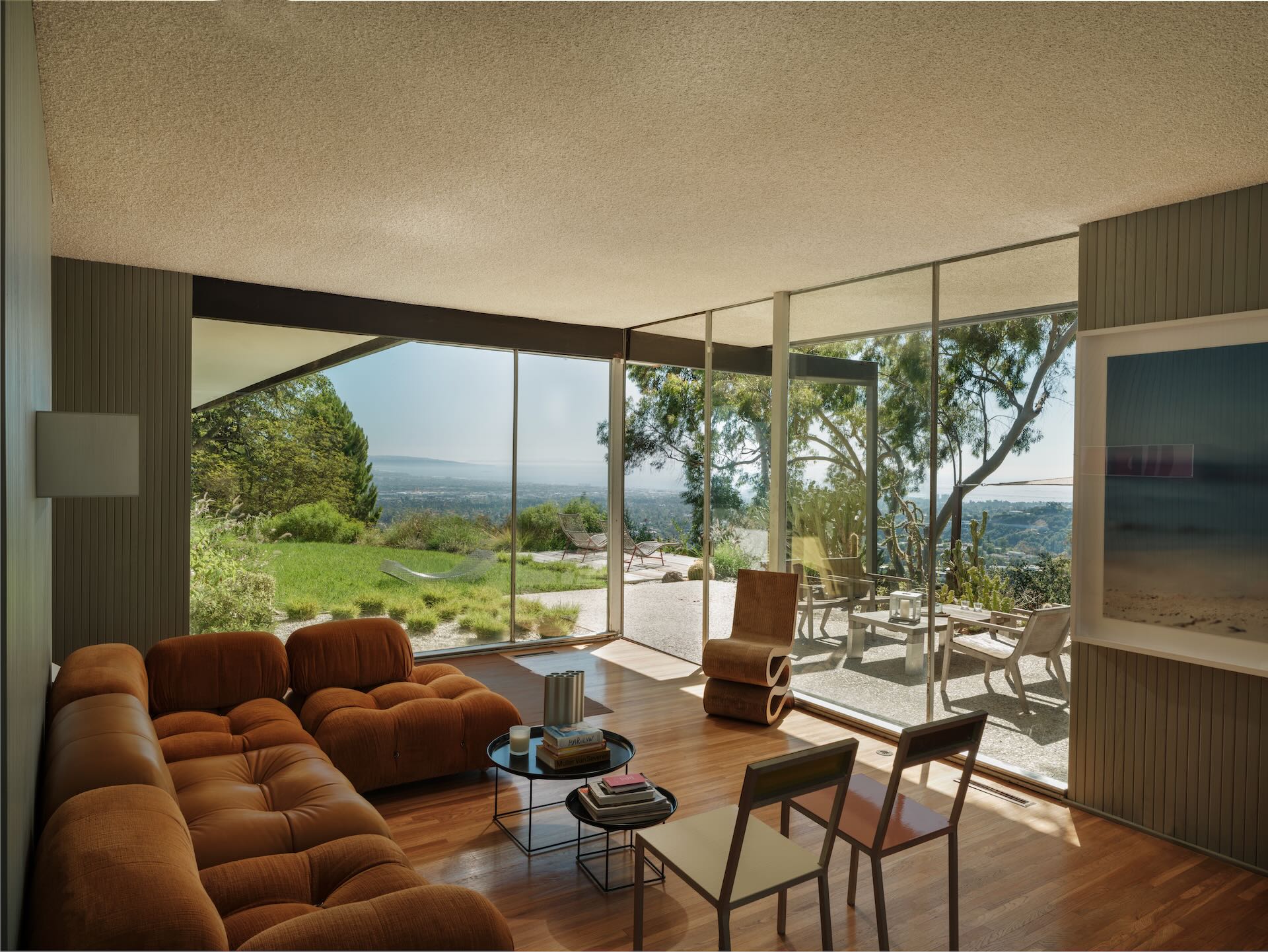 richard neutra's sale house, a modernist landmark for sale in los angeles