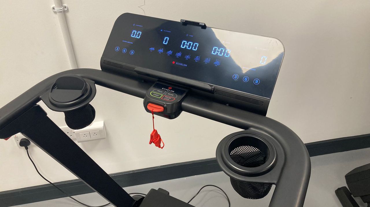 Screen on Echelon Stride treadmill