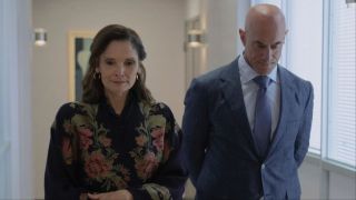 Mary Elizabeth Mastrantonio and Christopher Meloni in Law & Order: Organized Crime Season 5x05