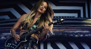 Kiki Wong performs live with Smashing Pumpkins in London, 2025