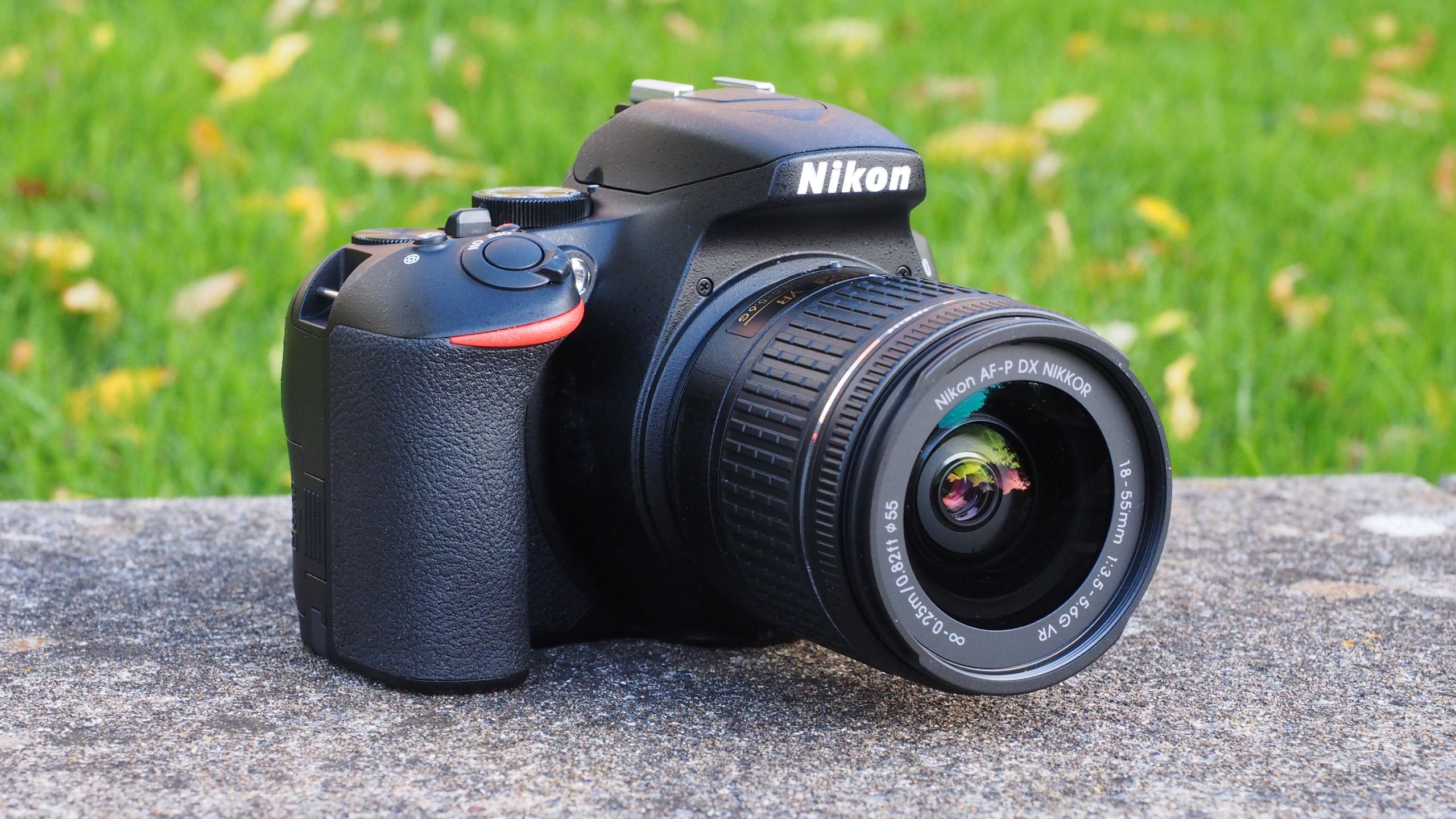 nikon d3500 best dslr camera under 30000
