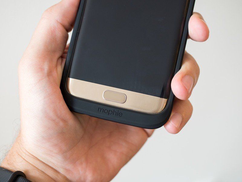 Mophie Juice Pack for the Galaxy S7 and S7 edge