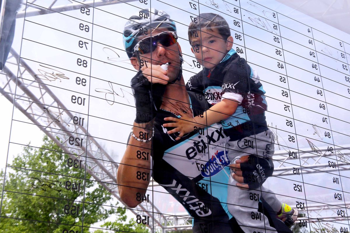 Fabio Sabatini takes his son to sign on