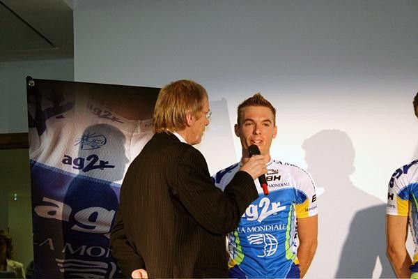 Mangeas interrogates C&eacute;dric Pineau about his family connections.