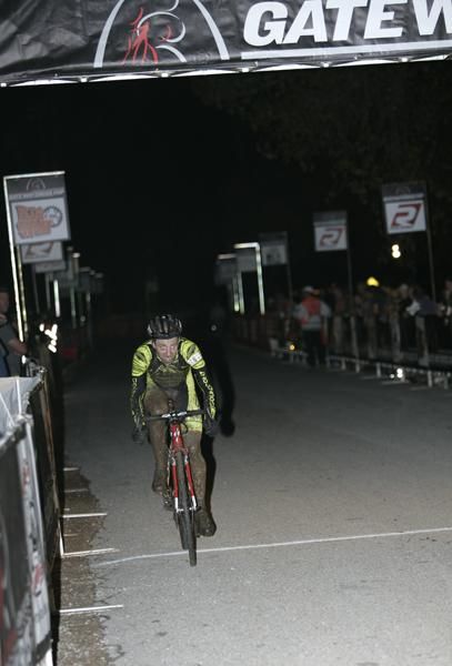 Jacob Lasley (Team Soundpony) heads out for the last lap.