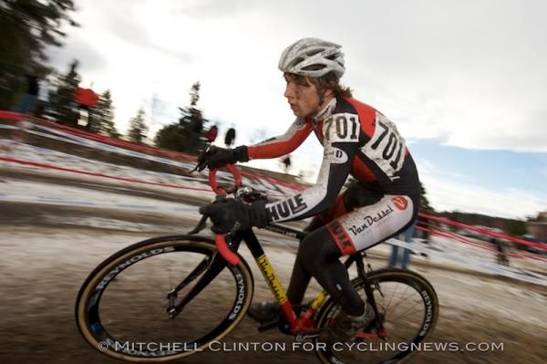 Jeff Bahnson (Thule/VanDessel) rode to a silver medal.