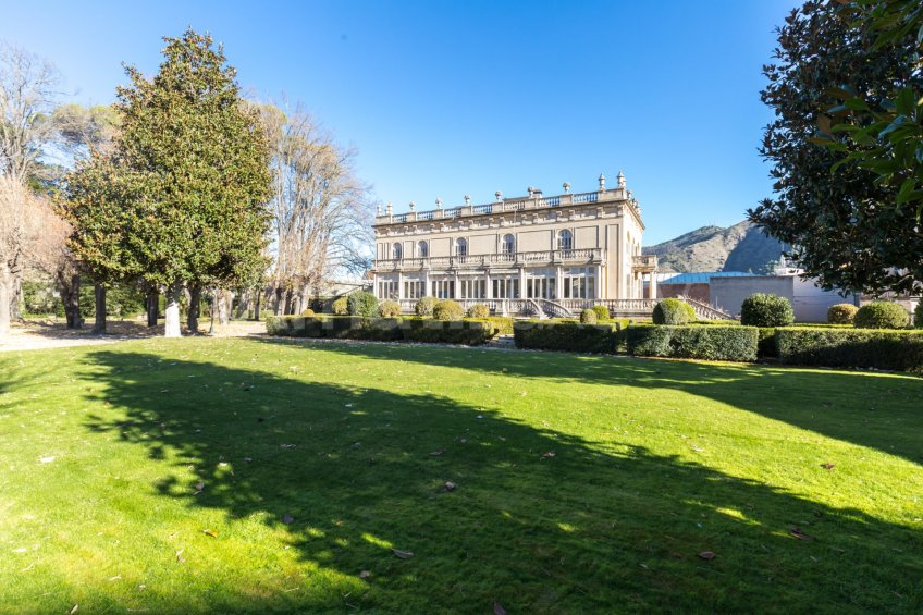 Amat Luxury house for sale in Capellades