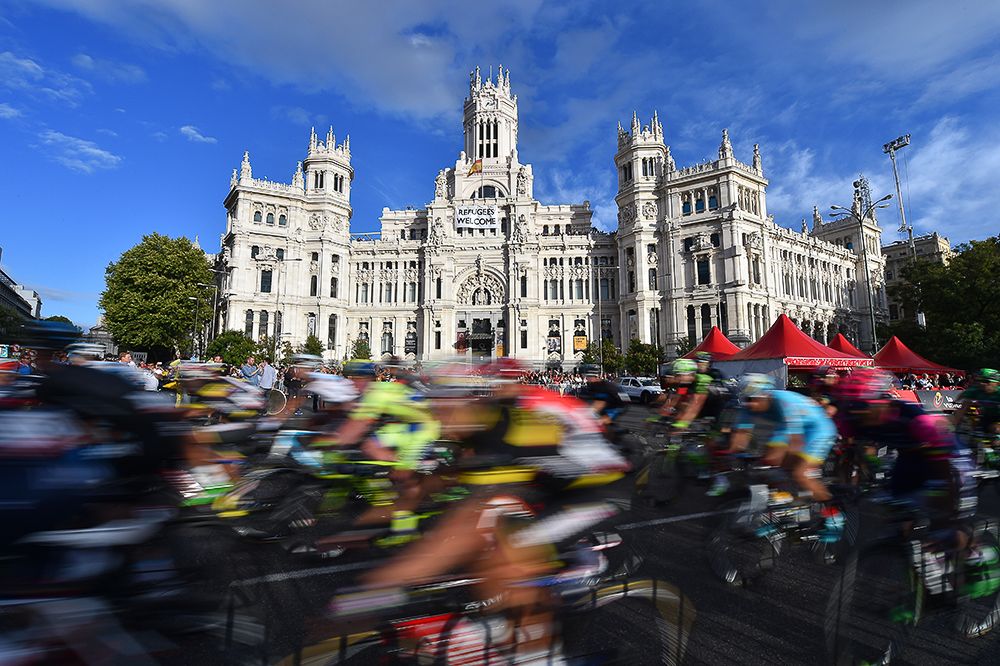 The peloton in action during stage 21.