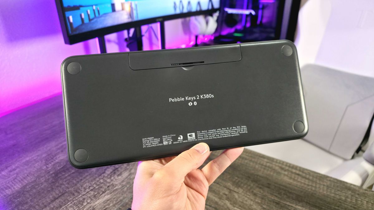 Image of the Logitech Pebble Keys 2 (K380s) wireless keyboard.