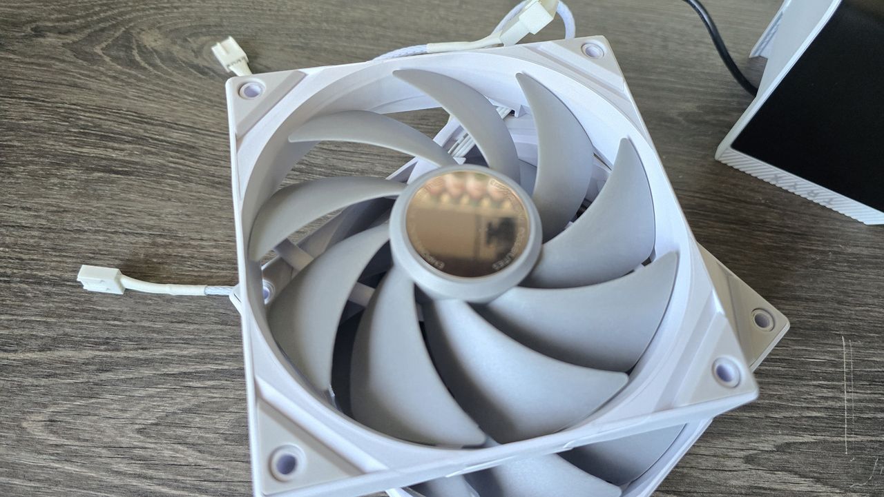 Tryx Panorama 360 liquid cooler installed on a test bench.